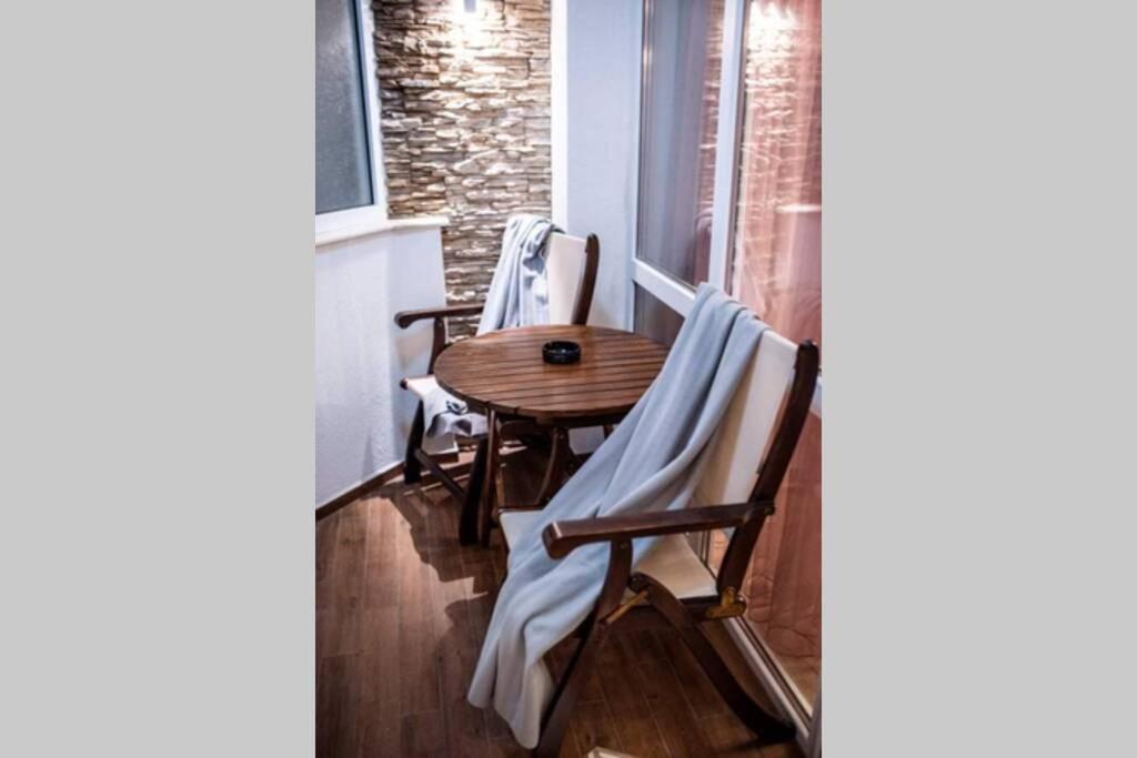 A&K Cozy Art Studio 1 瓦爾納 外观 照片